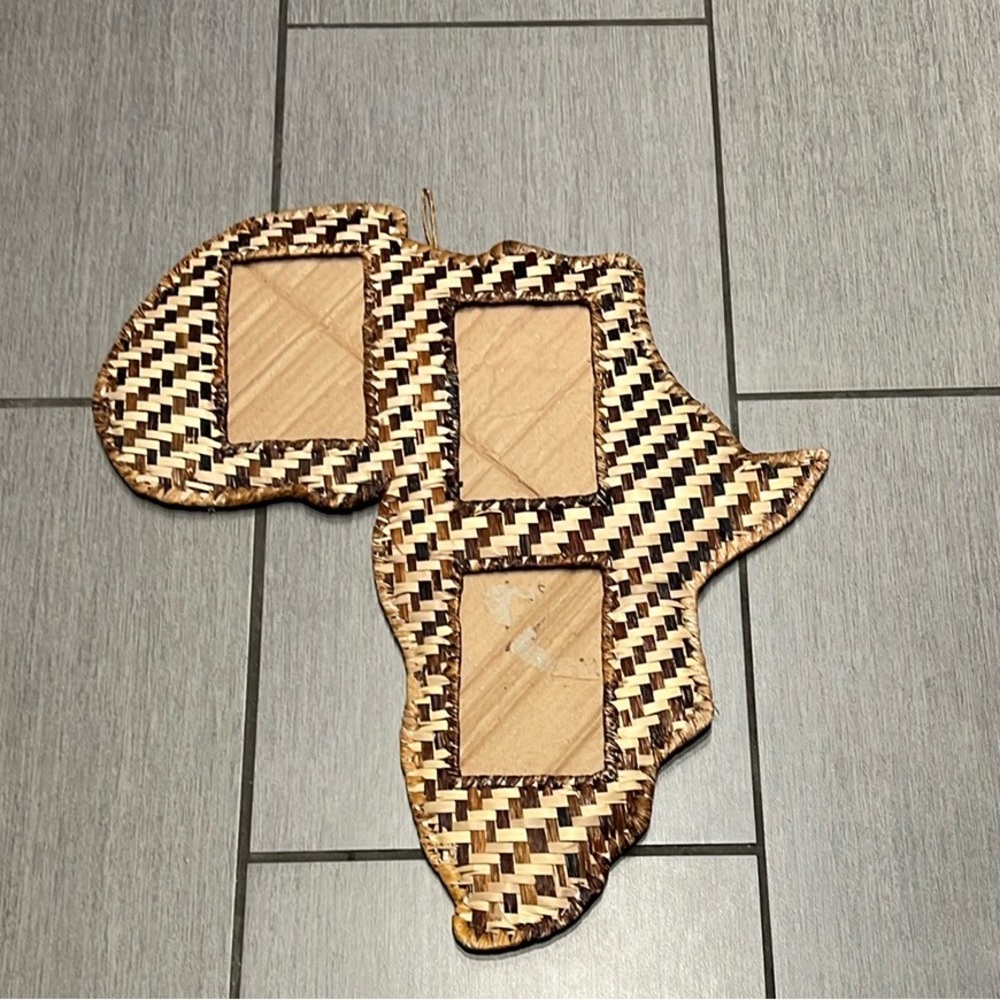 Banana leaf Woven Africa Shaped 4x6 Photo Frame